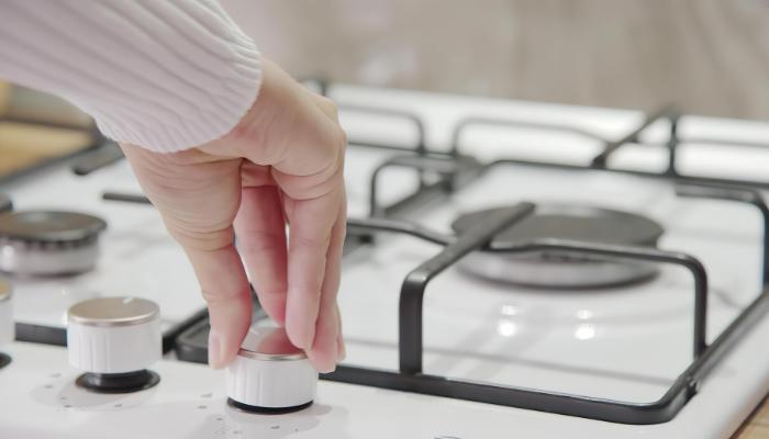 How to Clean Glass Stovetop and Cooktop